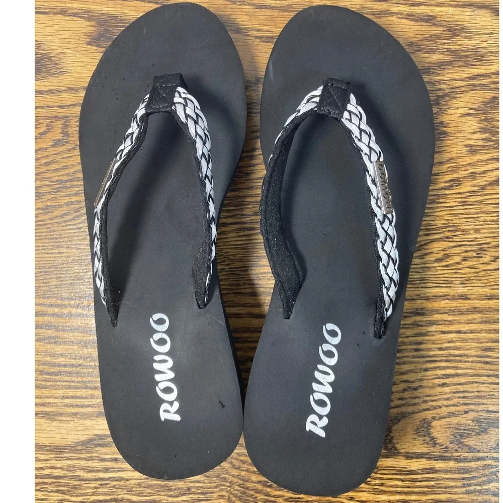 Rowoo Womens Black Silver Braided Platform Wedge Flip Flops Sandals Size 7 38